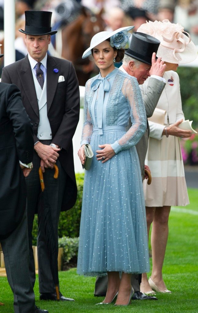 Kate Middleton četrtič noseča