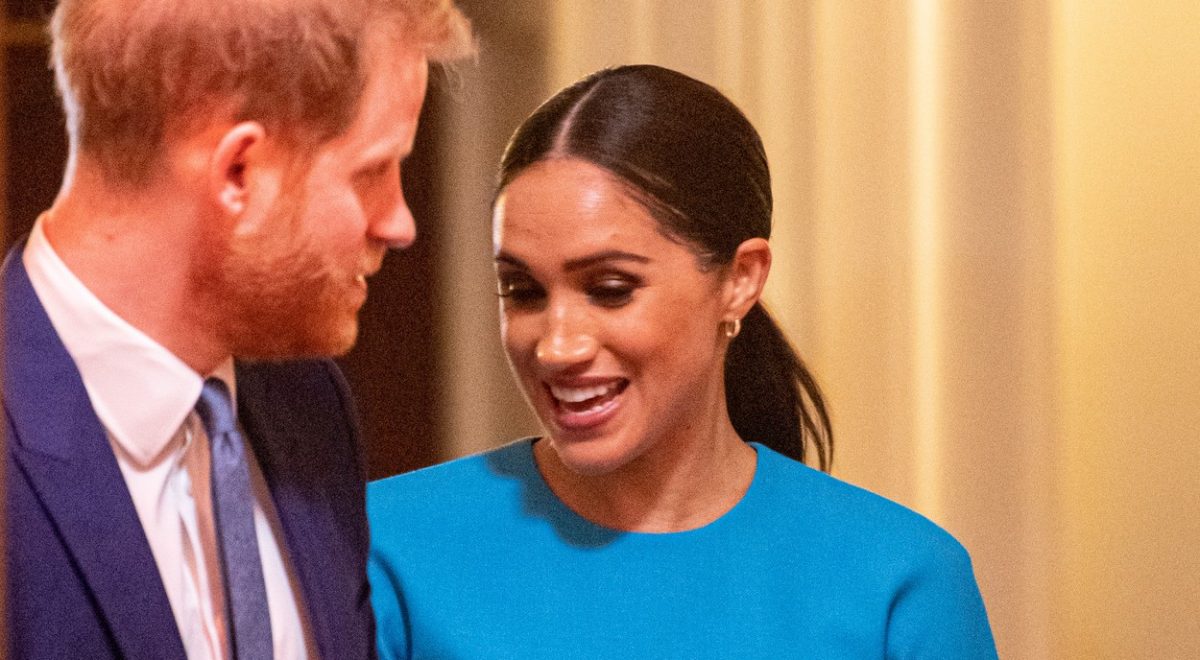 meghan harryju naročila, naj si poišče službo