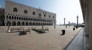 koronavirus turizem