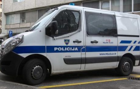 Sin prvega policista jo bo odnesel poceni: Tožilec predlaga odložitev kazenskega pregona