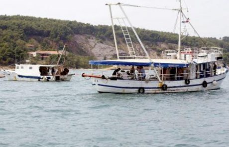 Hrvaški ribiči pravijo, da bodo lovili do sredine Piranskega zaliva