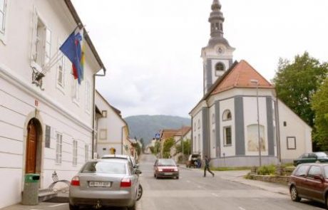 Predsednik Pahor v Lovrencu na Pohorju pogledal na domovino