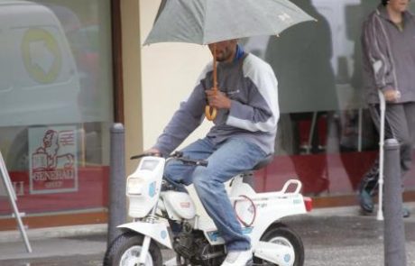 Legendarni moped Tori se vrača na cesto