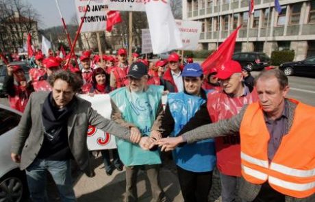 Najslabše plačani javni uslužbenci 3. novembra na protest pred vlado