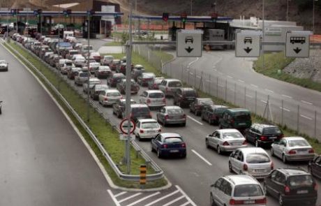 Premier Plenković verjame v rešitev zastojev na meji pred turistično sezono