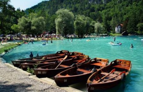 Slovenija podira rekorde: Lani kar 4,318 milijona turistov!