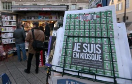 V Franciji preiskujejo grožnje satiričnemu časniku Charlie Hebdo