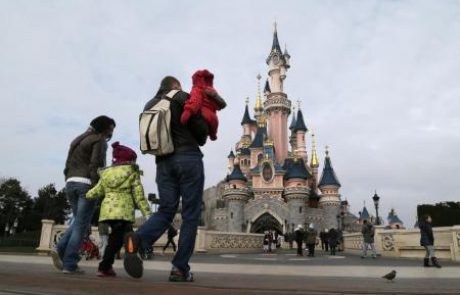 Bodo evropski Disneyland res zaprli?