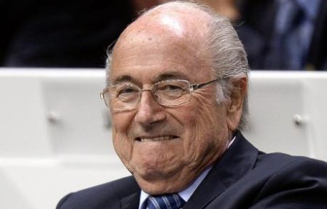 Sepp Blatter bo pisal