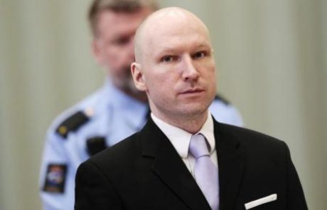 Norveški terorist Breivik dobil tožbo proti državi