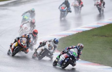 McPhee do premierne zmage v razredu moto3