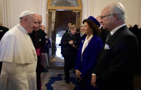 Papež na Švedskem: Luterani in katoličani stopili na pot sprave