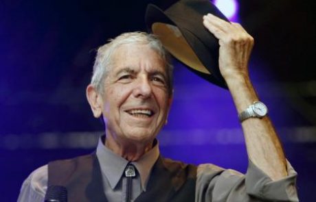 Umrl legendarni kanadski pevec Leonard Cohen