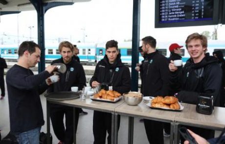 [FOTO] Risi z vlakom v Budimpešto na zadnjo pripravljalno tekmo pred SP