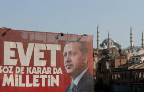 Erdogan še zadnjič poziva volivce pred nedeljskim referendumom