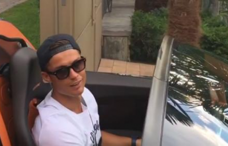 [VIDEO] Ronaldo že pridno trenira, vmes se pozabava z Bugattijem