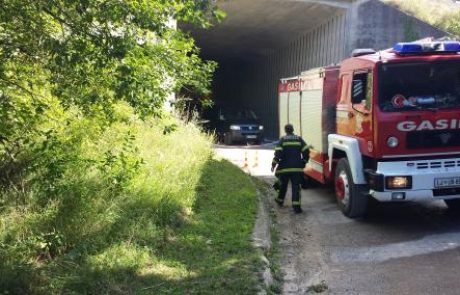 [FOTO] Voznik tovornjaka, ki je zgorel v nesreči na primorki državljan BiH