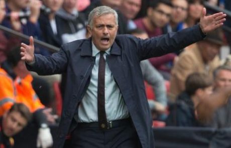 Mourinho znova kaže s prstom, na udaru zdravniška služba