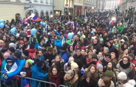 [PRENOS V ŽIVO] Sprejem bronastih rokometašev pred mestno hišo v Ljubljani