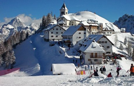 Vijuganje sredi italijanščine, nemščine in slovenščine