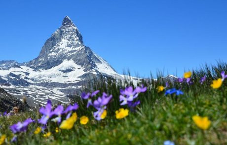 V Švici začela obratovati najbolj strma vzpenjača na svetu