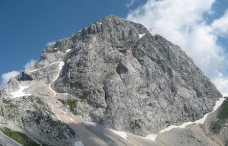 Tuja planinka na Bovškem našla mrtvega 71-letnega avstrijskega državljana