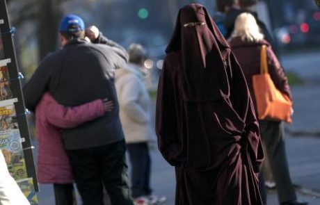 Prepoved burk v Avstriji povzroča težave policistom in morskim psom