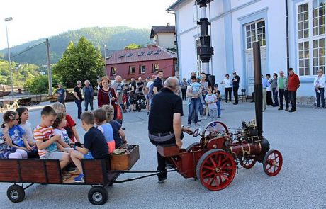 Revolucije naj se ne pozabi