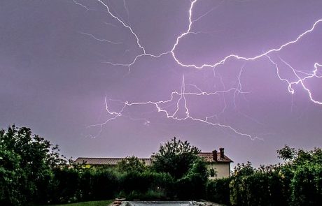 Zaradi neurij težave na nekaterih cestah