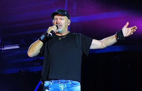 Vasco Rossi: “Ne smete se bati!” (foto)