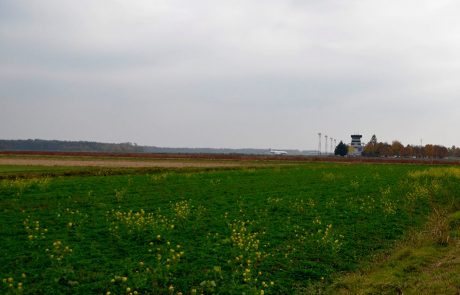 Arheologi na zemljišču bodoče tovarne podjetja Magna