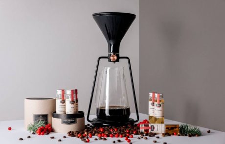 Slovenska inovacija za kuhanje kave na Kickstarterju zbrala pol milijona dolarjev