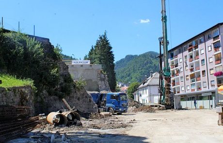 Tipski supermarket Spar in 181 parkirišč morda do konca leta