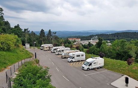 Občine naproti avtodomom