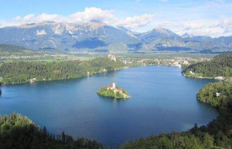 Slovenski otoki: Blejski otok najbolj prepoznavna podoba Slovenije