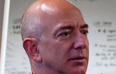 Šef Amazona Jeff Bezos najbogatejši na svetu