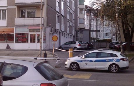 15-letnik v Mariboru v trgovini odtujil blagajno in zbežal