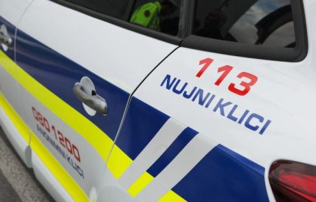 V nesreči avtomobila in avtobusa v Ljubljani trije huje poškodovani