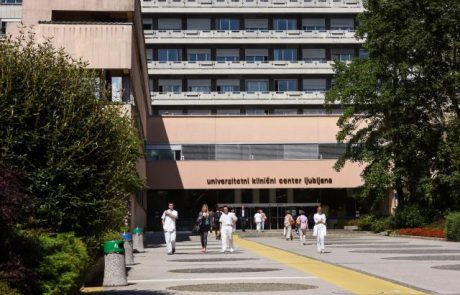 V UKC Ljubljana sedem zaposlenih okuženih z novim koronavirusom
