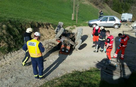 Traktorist podlegel poškodbam