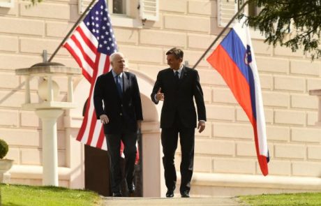 Pahor in McCain poudarila zavezanost nadaljnjemu sodelovanju med državama