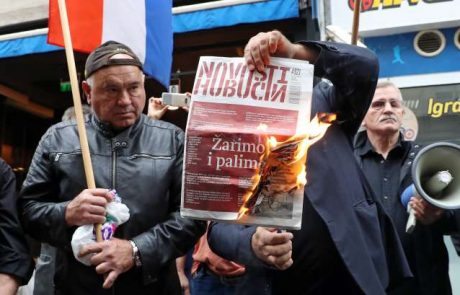 Hrvaški desničarski skrajneži protestno zažgali časopis srbske manjšine