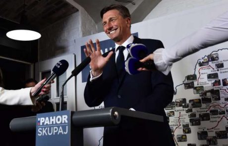 V Pahorjevem volilnem štabu v pričakovanju zmage