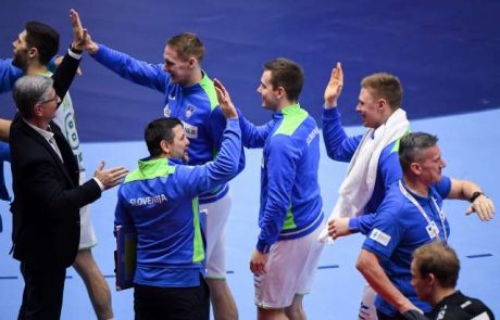 Slovenski rokometaši remizirali s Švedi, v nedeljo odločilna tekma z Egipčani za četrtfinale SP