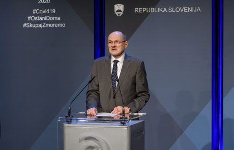 Kacin: Slovenija bo Hrvaško morda že jutri prisiljena umakniti s seznama varnih držav