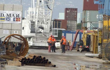 Rijeka zaradi ruske blokade črnomorskih pristanišč prejema vse več zahtevkov za pretovarjanje žita iz Ukrajine