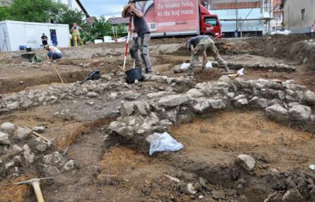 Pri Trebnjem izkopali 2.000 let stare ostanke naselbine