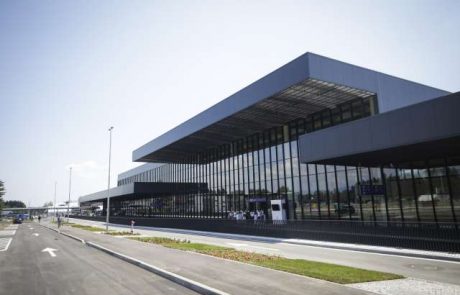 Nov potniški terminal na Brniku praznuje prvi rojstni dan