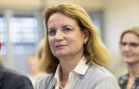 Zunanje ministrstvo glede objave podmladka FPÖ opravilo pogovor z avstrijsko veleposlanico