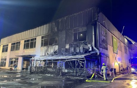 V celjski športni dvorani Golovec izbruhnil požar, verjetno gre za požig
